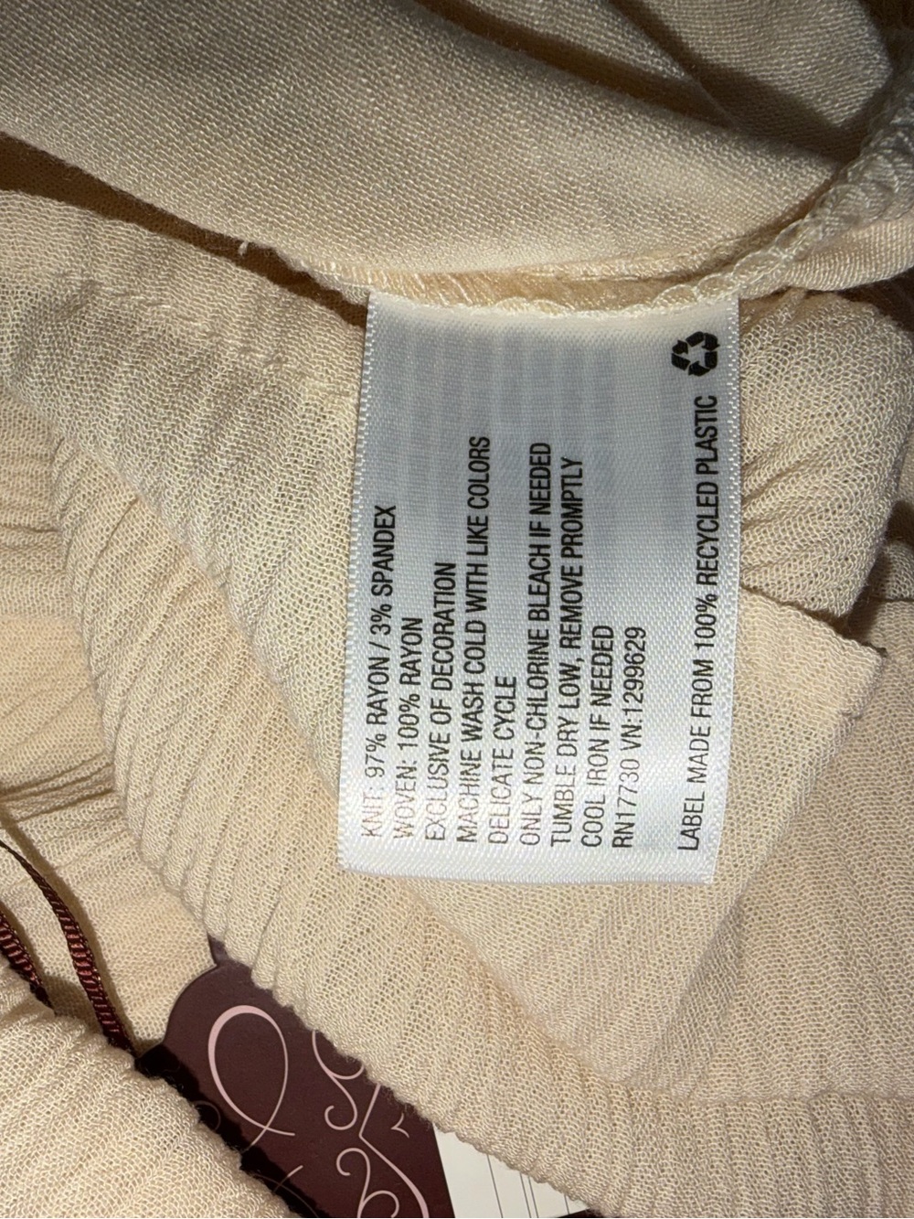 Knox Rose Cream Blouse with Dark Red Embroidery and Ruffled Sleeves sz L New - Picture 6 of 6
